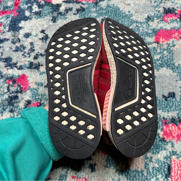 Adidas NMD R1 Low-Top Sneakers in Burgundy - Picture 9 of 14